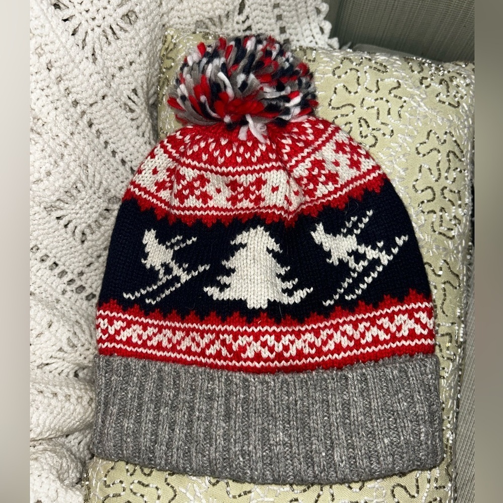 American Eagle Outfitters fair isle OS winter tree beanie